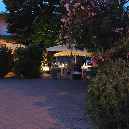 Hotel Ristorante Campagna 3*
