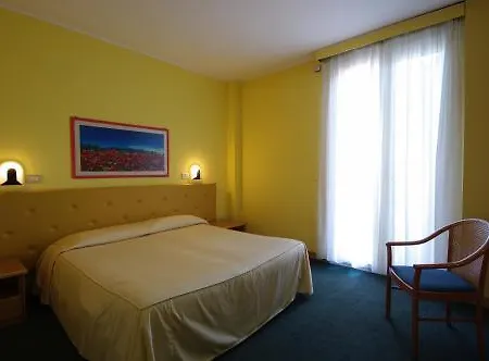 Ristorante Campagna ホテル サン・ジョヴァンニ・ルパトート